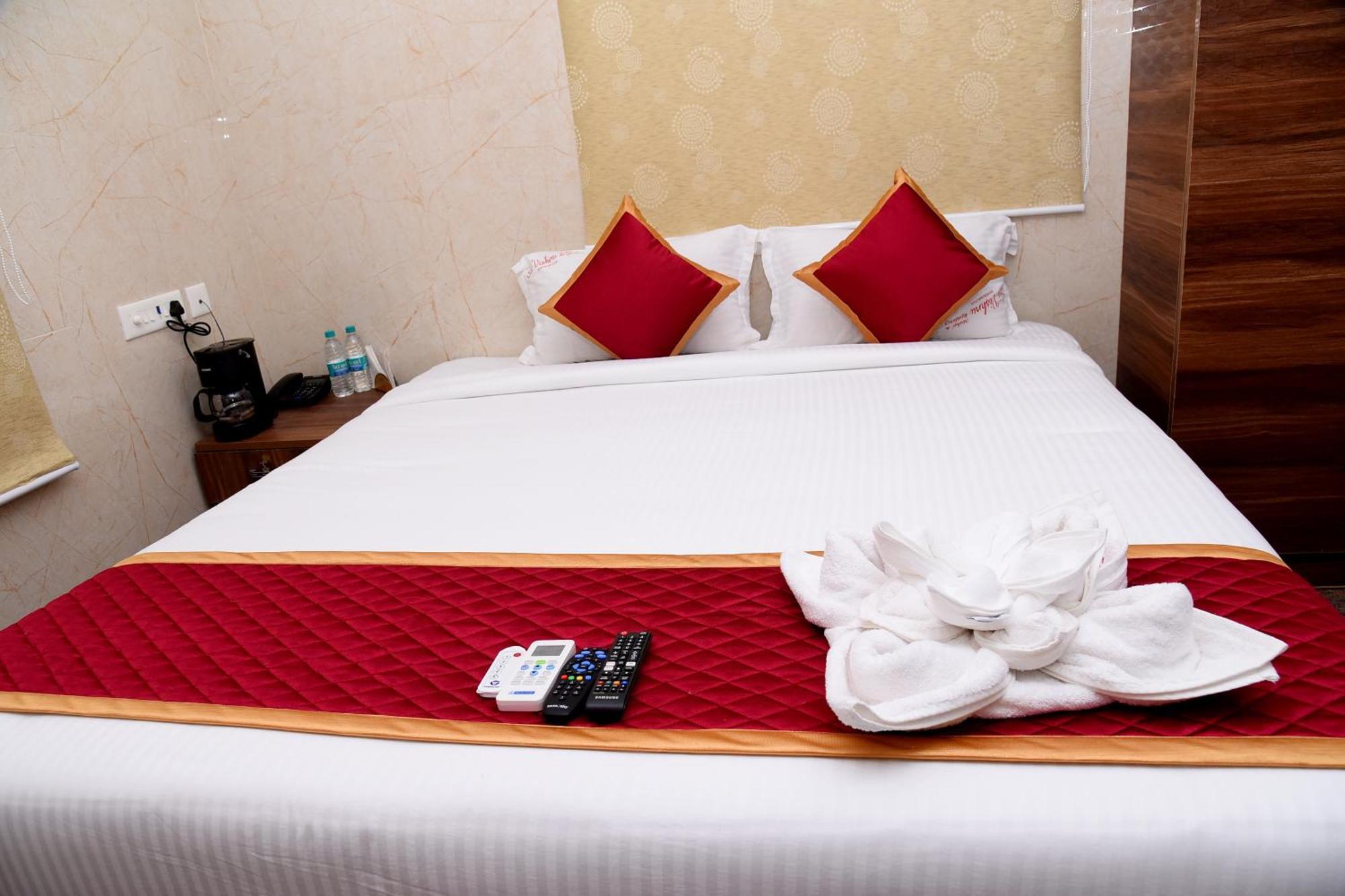 Hotel Sri Vishnu Residency Sriperumbudur Exteriér fotografie